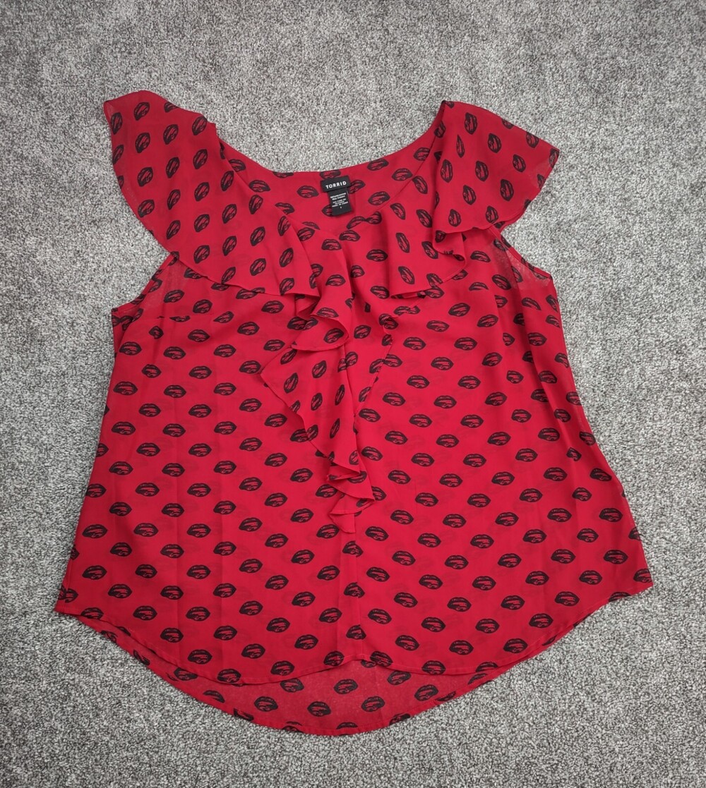 Torrid Tank Top Womens Sz 1 Red Lips Ruffled Chiffon Blouse Rocky Horror Mouth